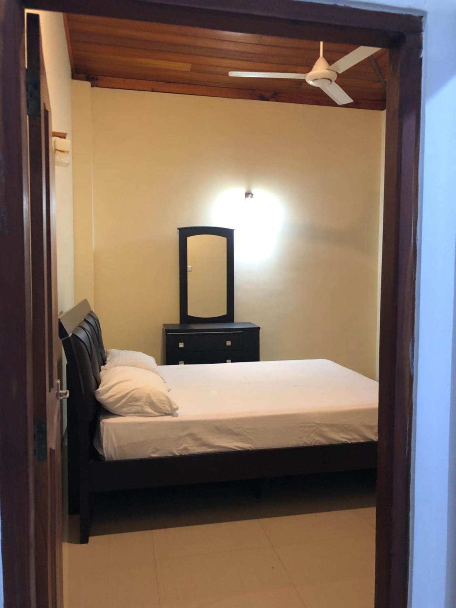 Senarathna Guest House ウェリガマ エクステリア 写真